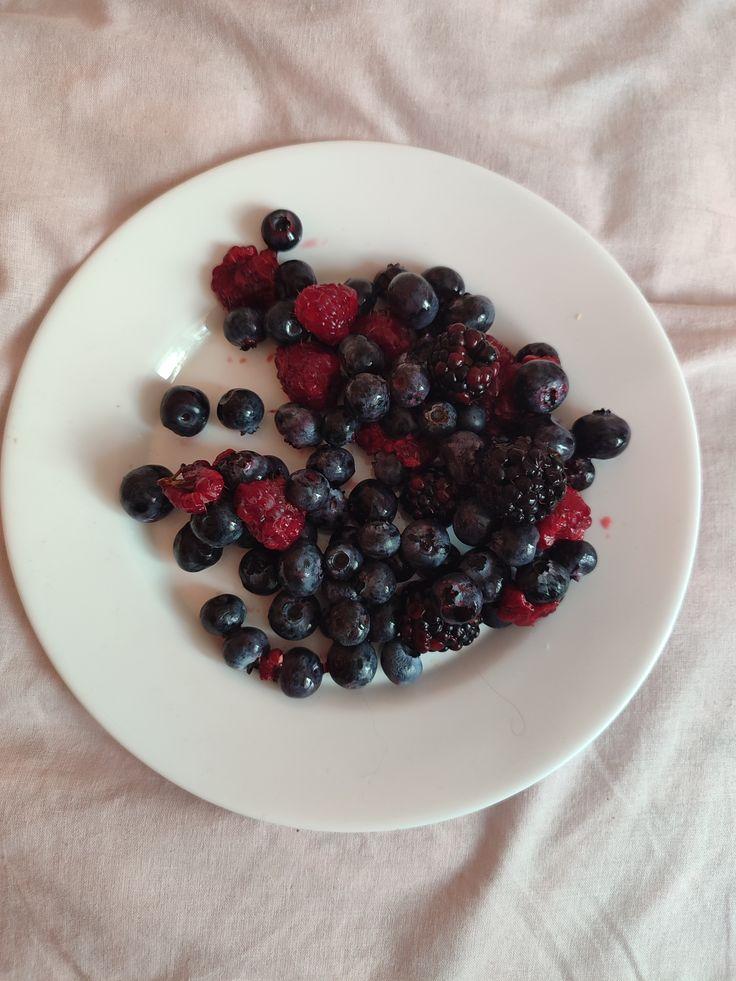 Rustic Berry Medley: Pure Farmstead Delights